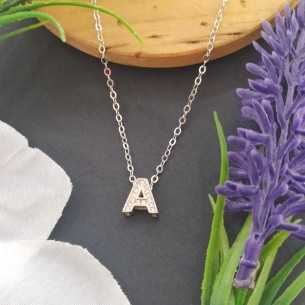 Amagoa Colgante Inicial Circonitas Blancas