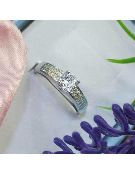 Towanda Anillo Circonitas Princesa