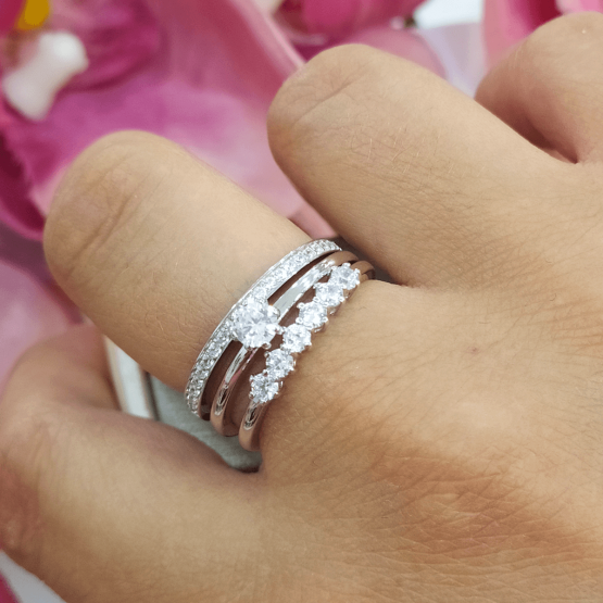 Lotus Silver Anillo Triple Circonitas