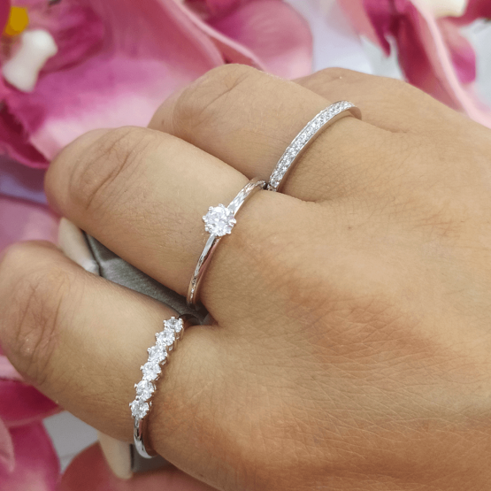 Lotus Silver Anillo Triple Circonitas