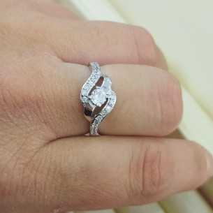 Towanda Anillo Eternal Circonita