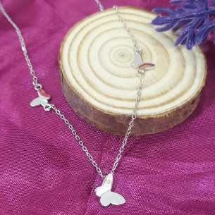 Towanda Gargantilla Tres Mariposas