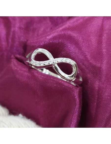 Towanda Anillo Infinito Circonitas