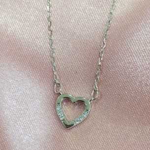 Towanda collar corazón circonitas cadena eslabón fino