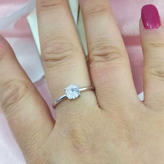 Towanda Anillo Solitario