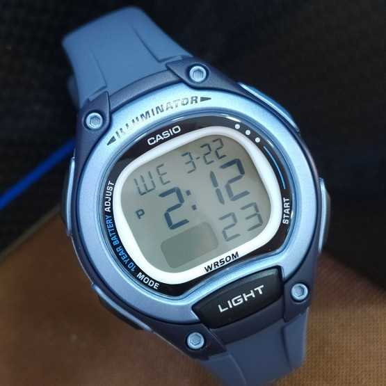 Casio Collection LW-203