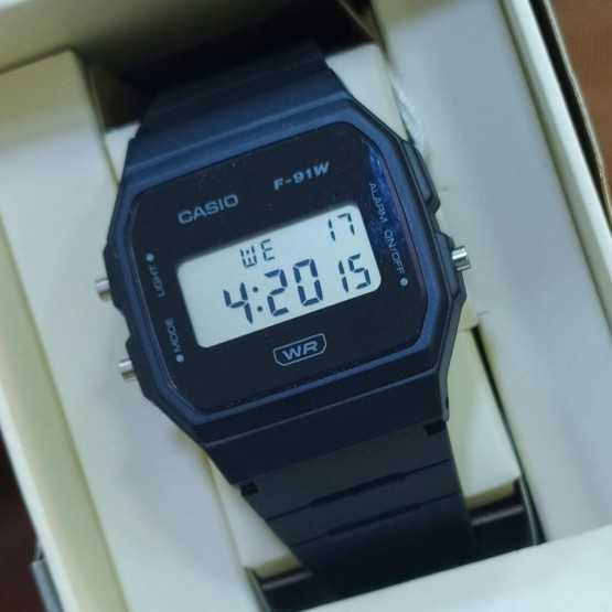 Casio F-91W Restyling